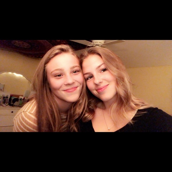 Meet your Posher, Nataie - Picture 1 of 1